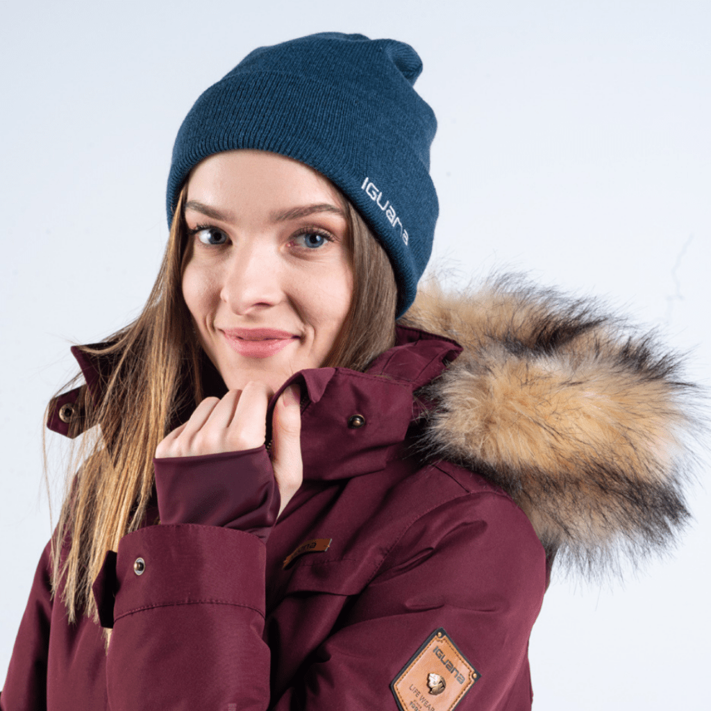 Jak nosić czapkę beanie? Streetwearowy hit w jesienno-zimowych outfitach